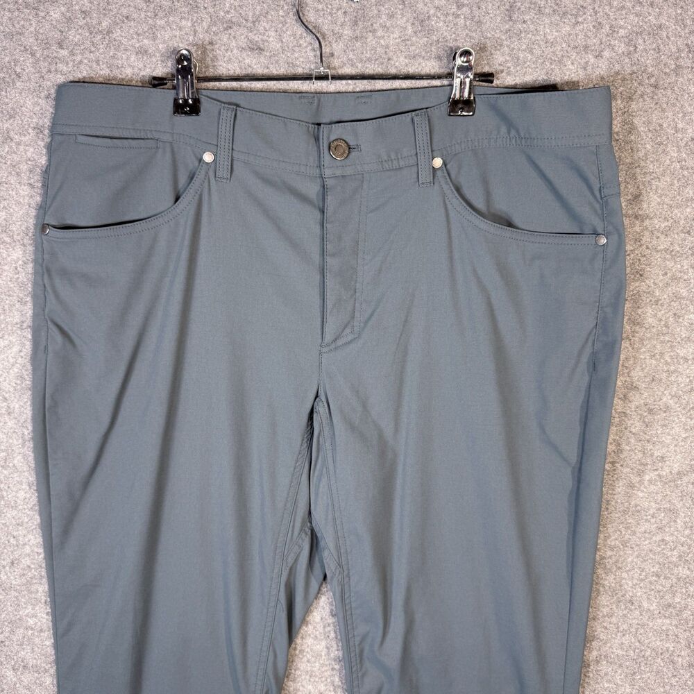 L.L. Bean Mens Explorer Ripstop Pants, Fixed Waist Blue Color Size 36W 32L